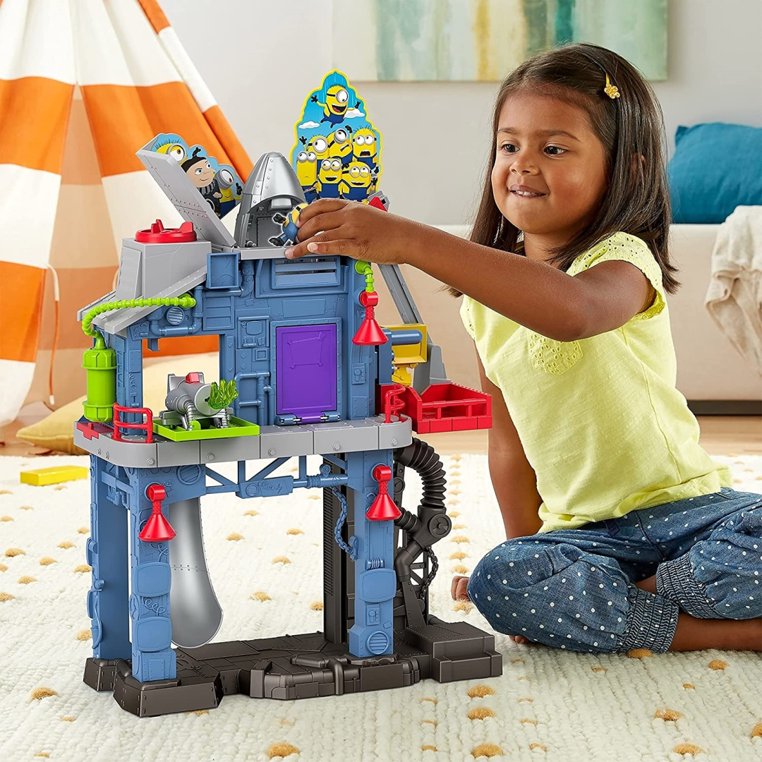 Fisher-Price Imaginext Minions GRU'S GADGET LAIR House Headquaters Playset